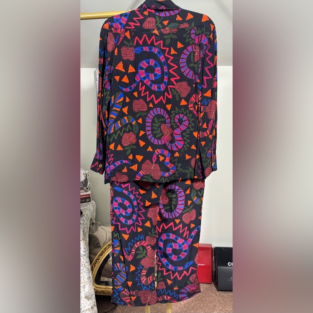EUC FARM Rio 2PC Collared Shirt/Pants Vibrant Colors Snake Motif Gorgeous - Picture 3 of 15
